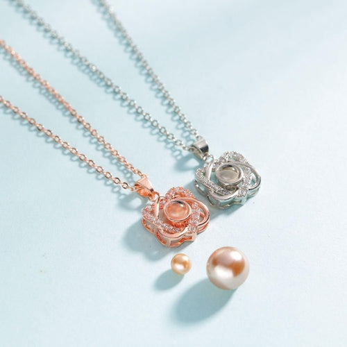 💕 Minimalist Heart Projection Necklace – Where Elegance Hides Emotion